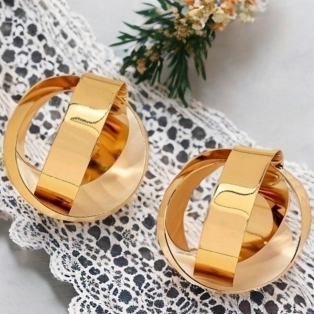 BOSTON PROPER GEO TWIST EARRINGS